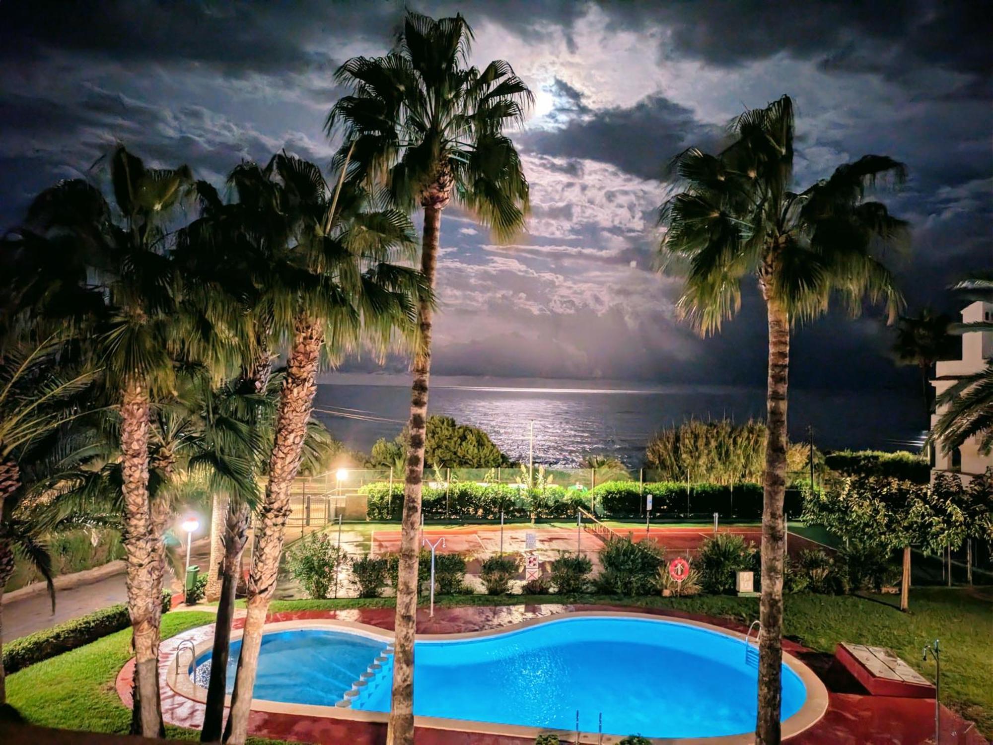 Primera Linea Playa Romana Frontal Al Mar Albert Villas Alcoceber Exterior photo